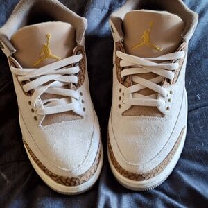 Jordan Athletic Shoes in Cream and Brown